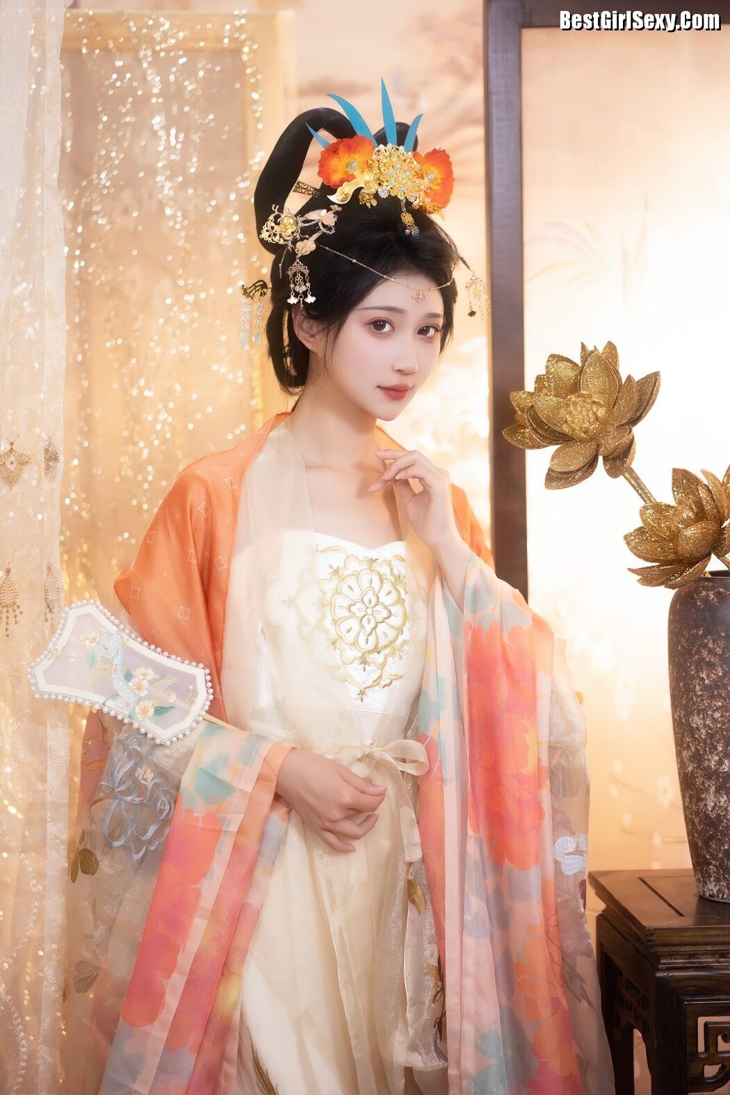 YiTuYu艺图语 Vol.4005 Qi Luo Sheng De Xiao Su Su
