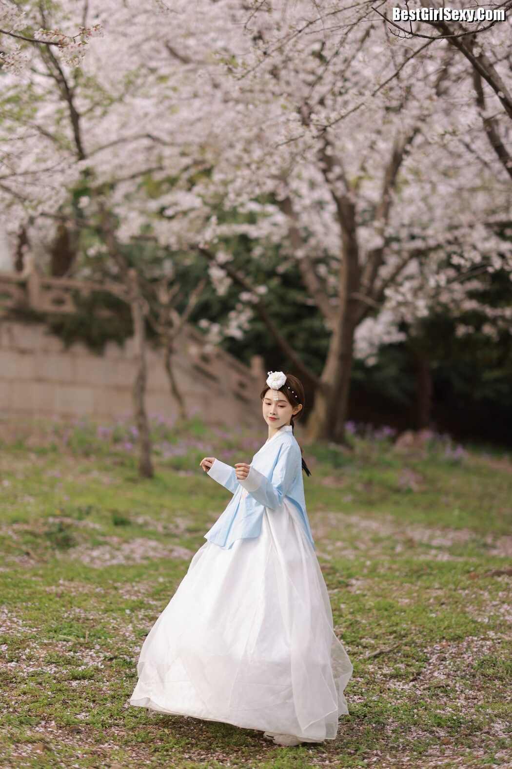 YiTuYu艺图语 Vol.4104 Suan Nai Jia Xin Hao hao Ci