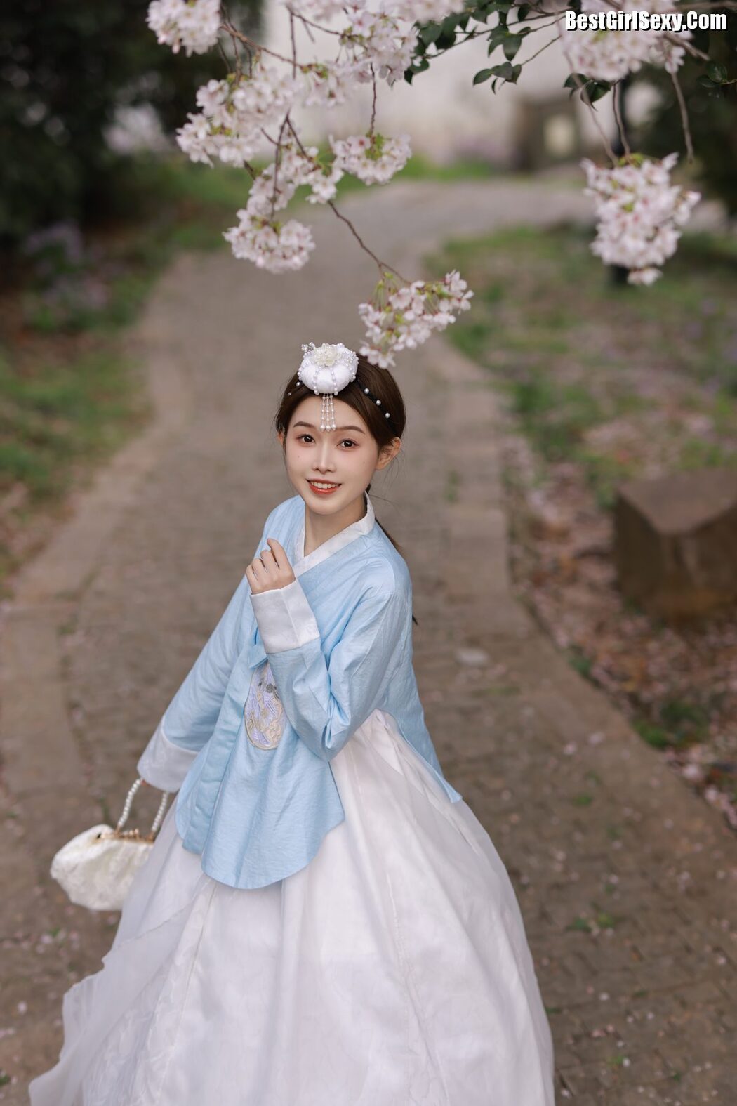 YiTuYu艺图语 Vol.4104 Suan Nai Jia Xin Hao hao Ci
