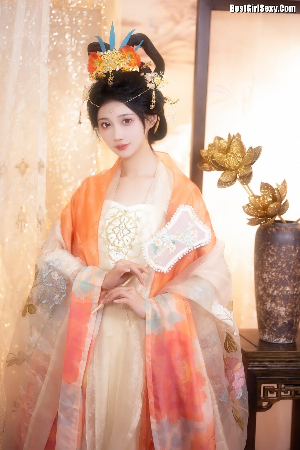 YiTuYu艺图语 Vol.4005 Qi Luo Sheng De Xiao Su Su