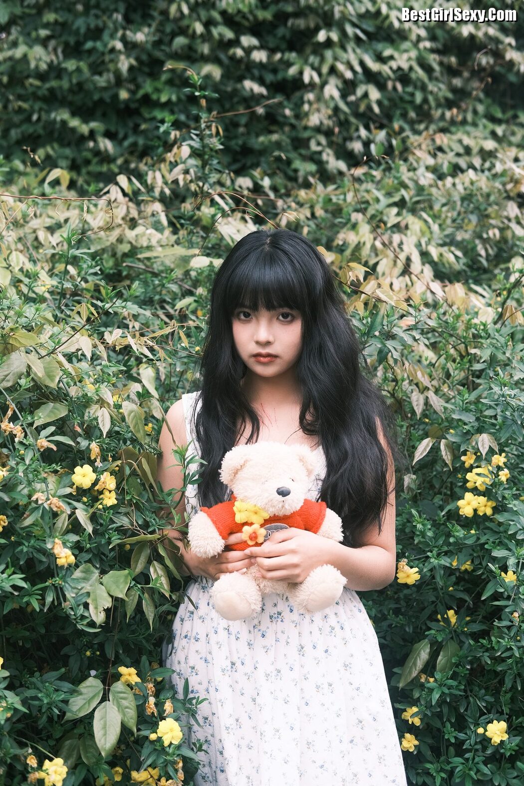 YiTuYu艺图语 Vol.4090 Zhi Yuan