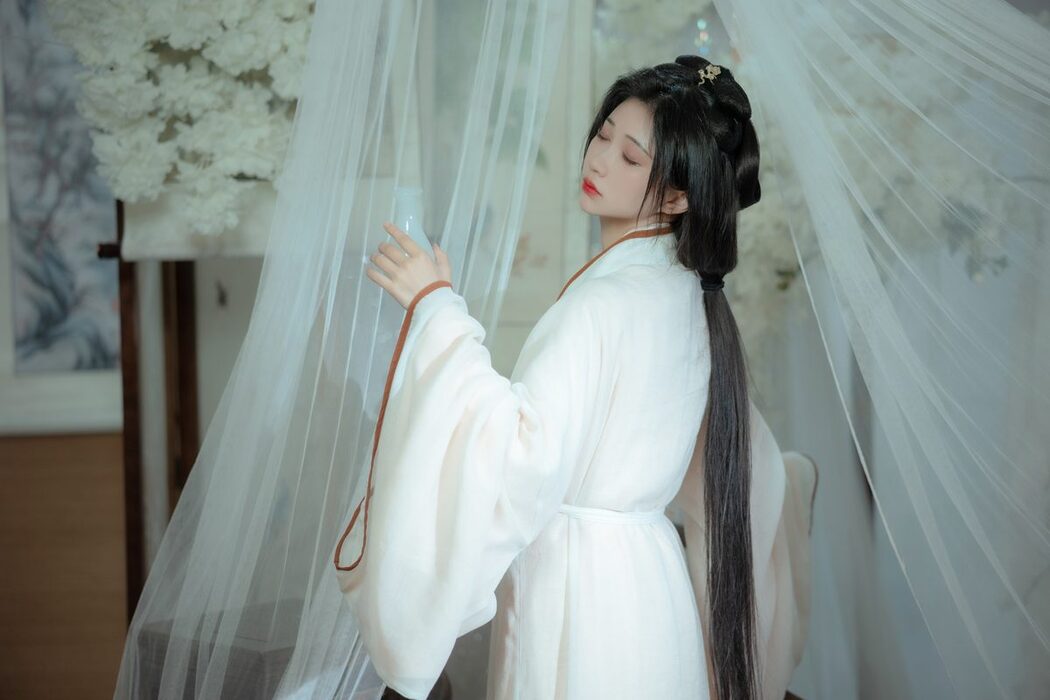 YiTuYu艺图语 Vol.4150 Qi Luo Sheng De Xiao Su Su
