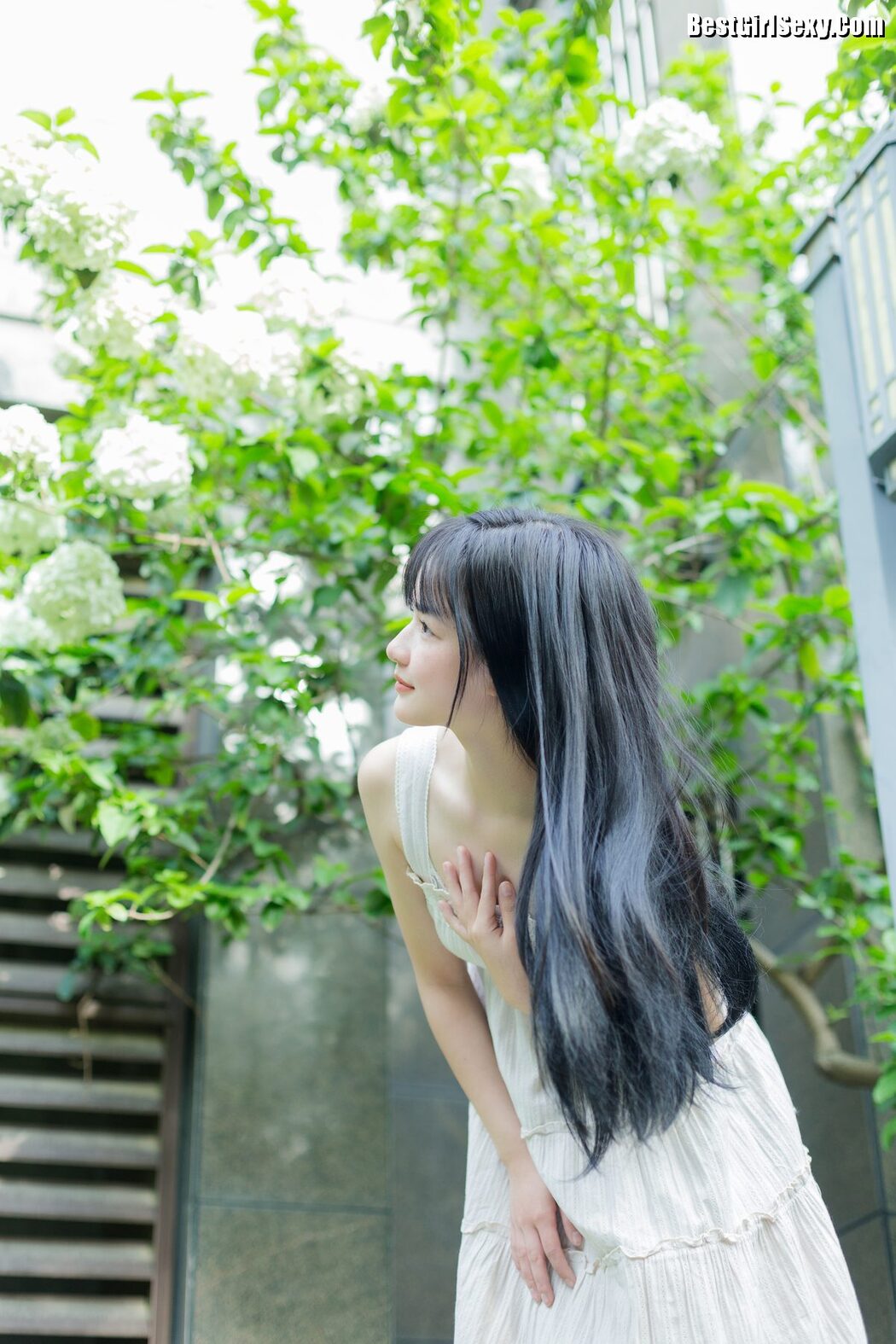 YiTuYu艺图语 Vol.4045 Xiao Yi Mei Mei Cute