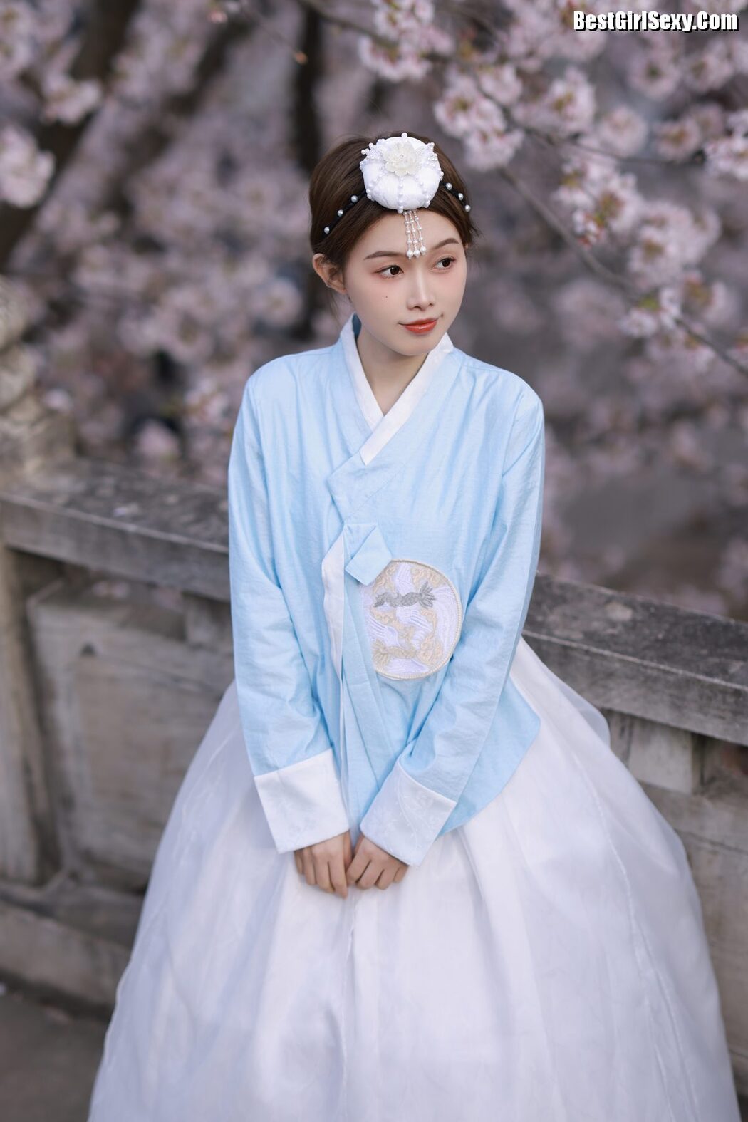 YiTuYu艺图语 Vol.4104 Suan Nai Jia Xin Hao hao Ci