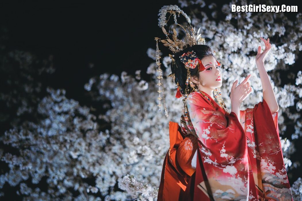 YiTuYu艺图语 Vol.4032 Ling Ling