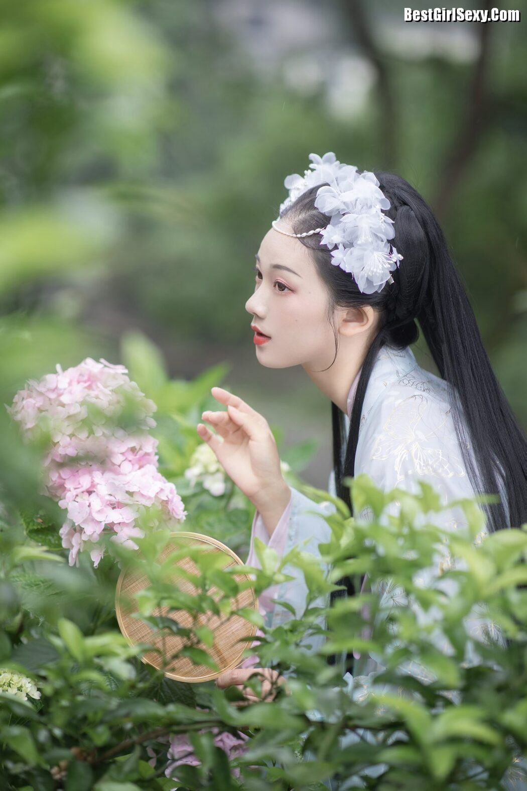 YiTuYu艺图语 Vol.4100 Qiu Da Da