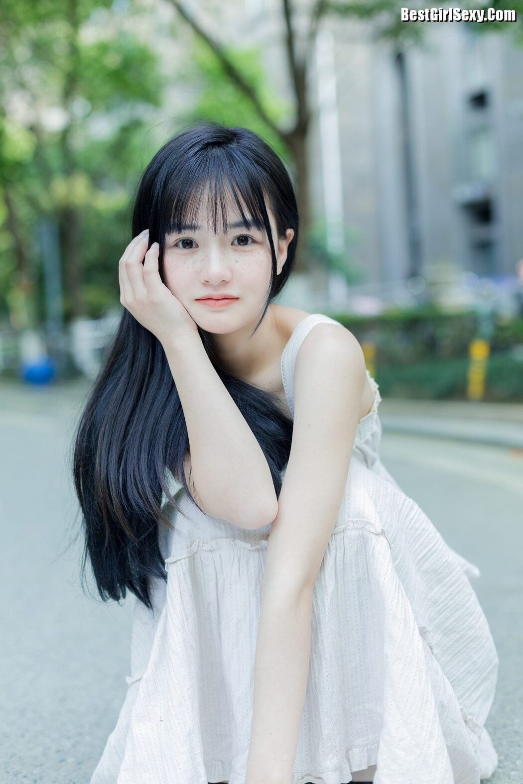 YiTuYu艺图语 Vol.4045 Xiao Yi Mei Mei Cute