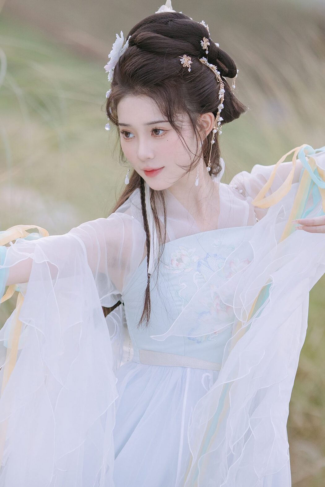 YiTuYu艺图语 Vol.4105 Chu Yuan Yuan Cover Photo