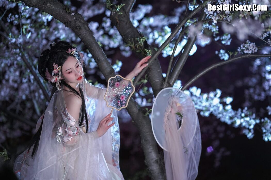YiTuYu艺图语 Vol.4019 Jiao Jiao