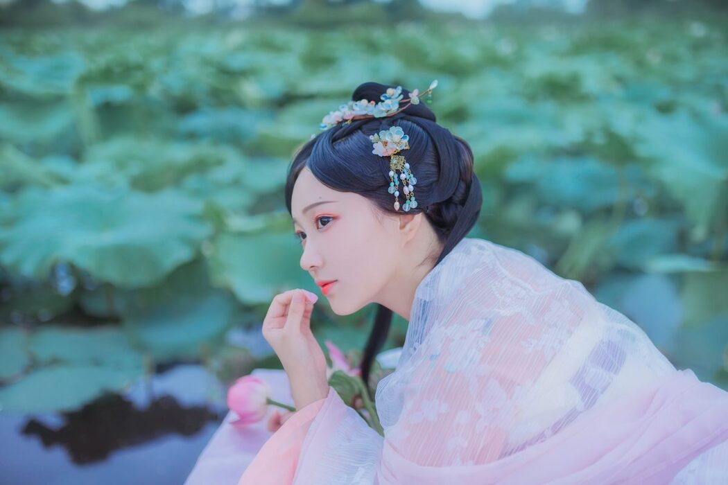 YiTuYu艺图语 Vol.4138 Qi Luo Sheng De Xiao Su Su