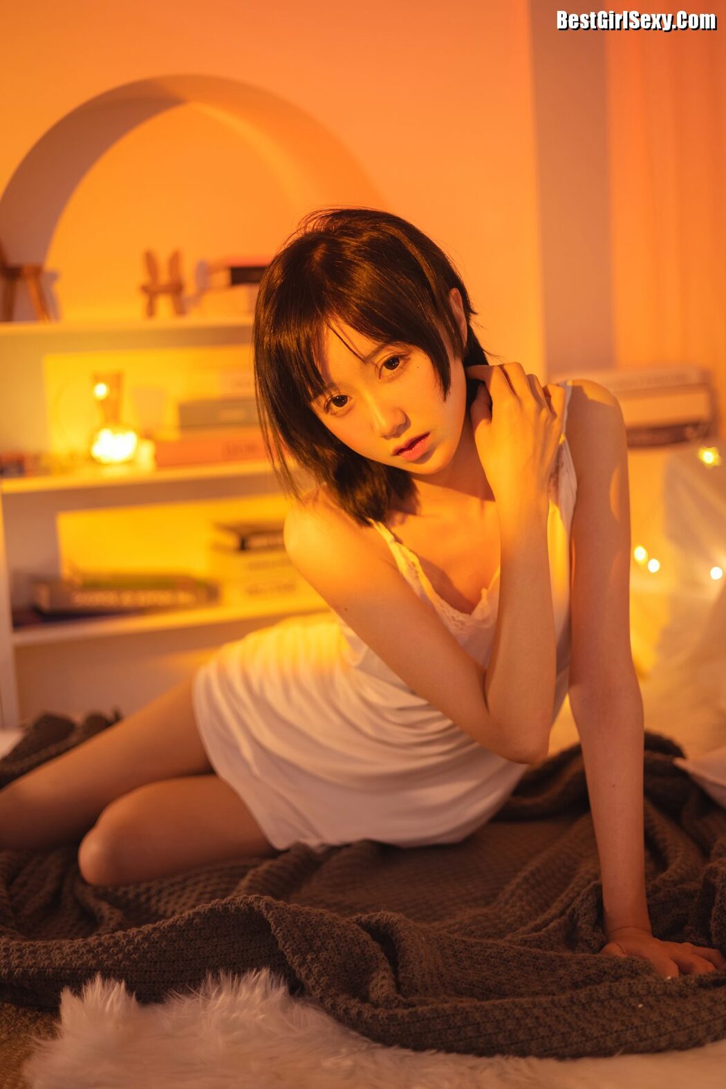 YiTuYu艺图语 Vol.4039 Mu Mian Mian VWV