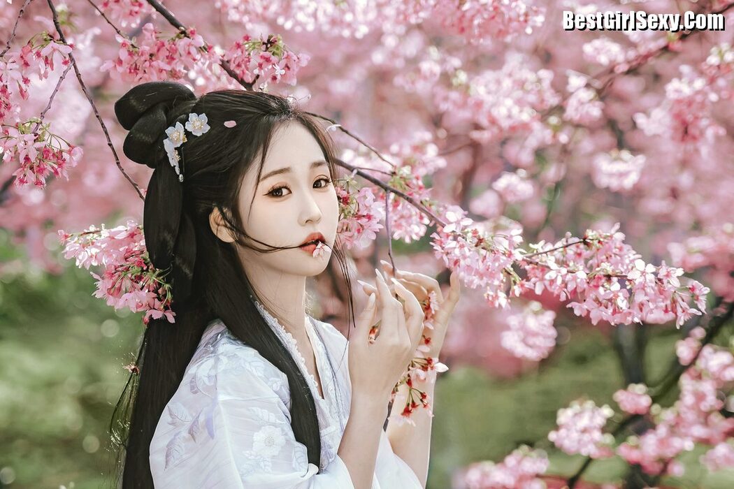 YiTuYu艺图语 Vol.4017 Miao Cui Jiao