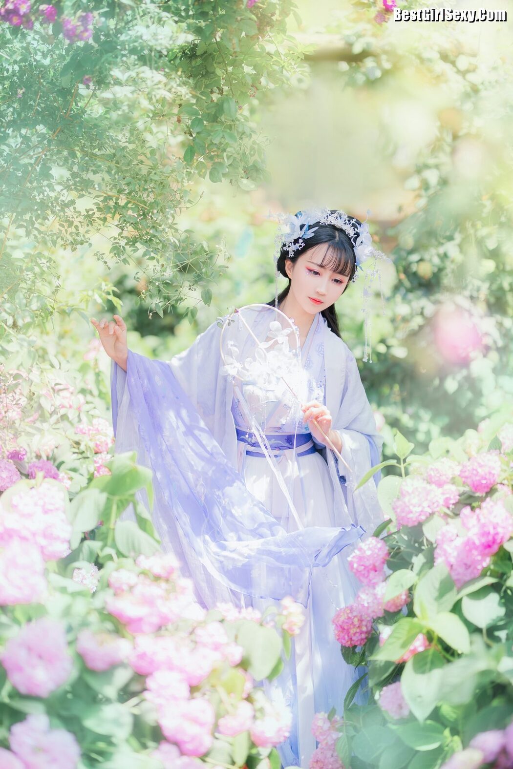 YiTuYu艺图语 Vol.4085 Qi Luo Sheng De Xiao Su Su
