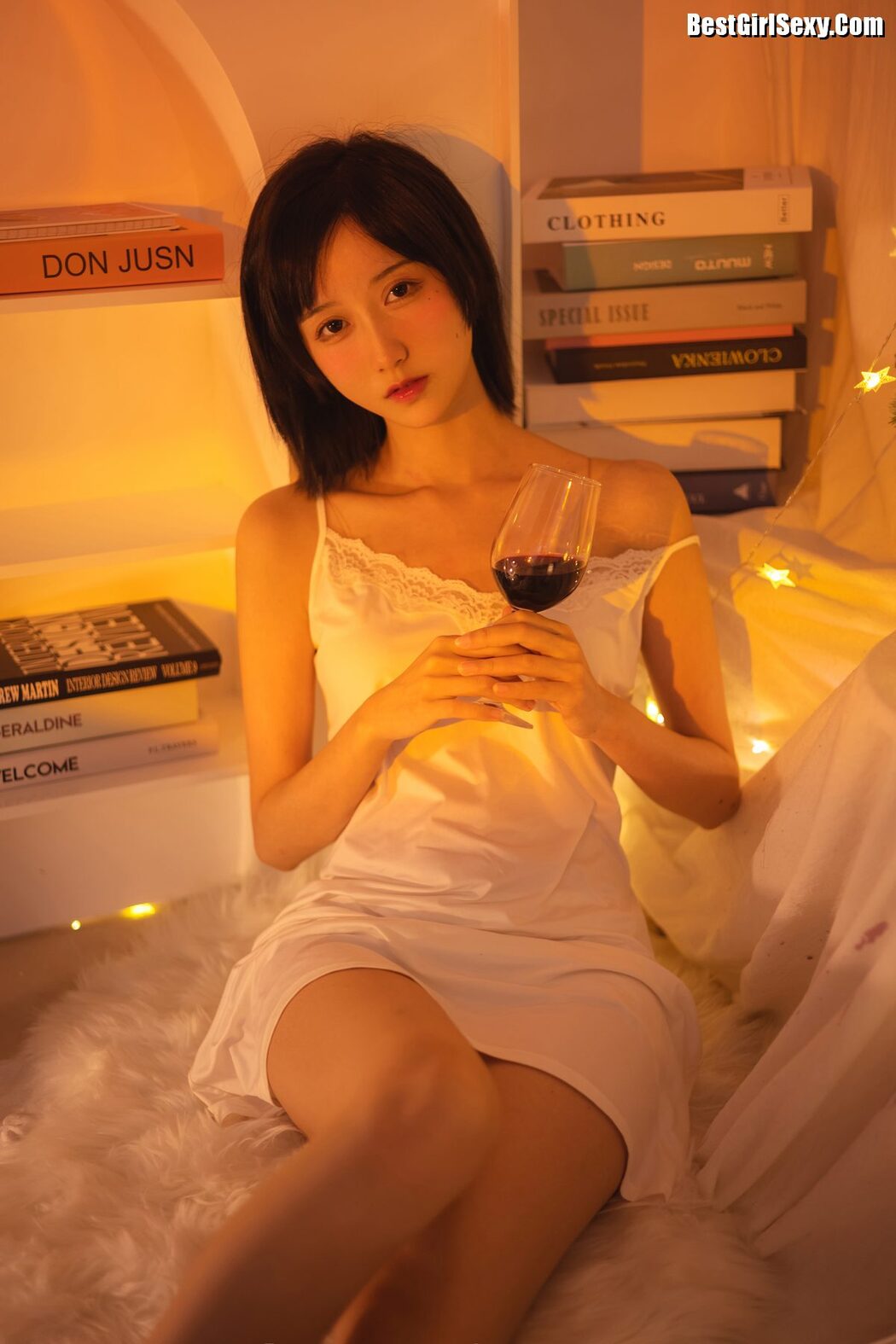 YiTuYu艺图语 Vol.4039 Mu Mian Mian VWV