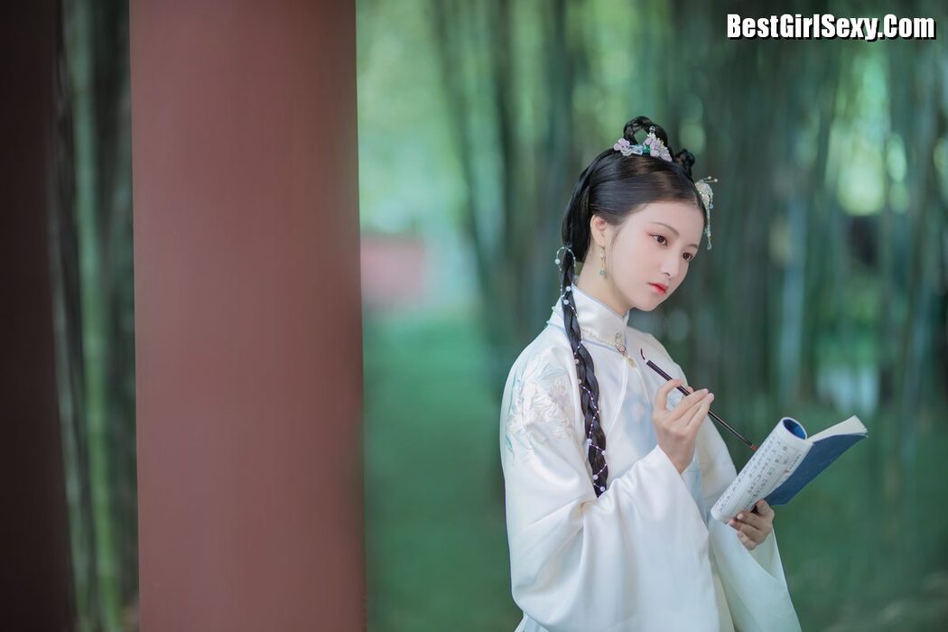 YiTuYu艺图语 Vol.4113 Pei Pei