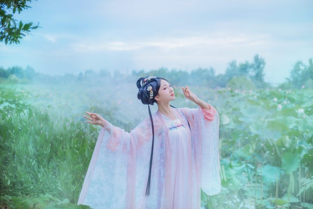 YiTuYu艺图语 Vol.4138 Qi Luo Sheng De Xiao Su Su