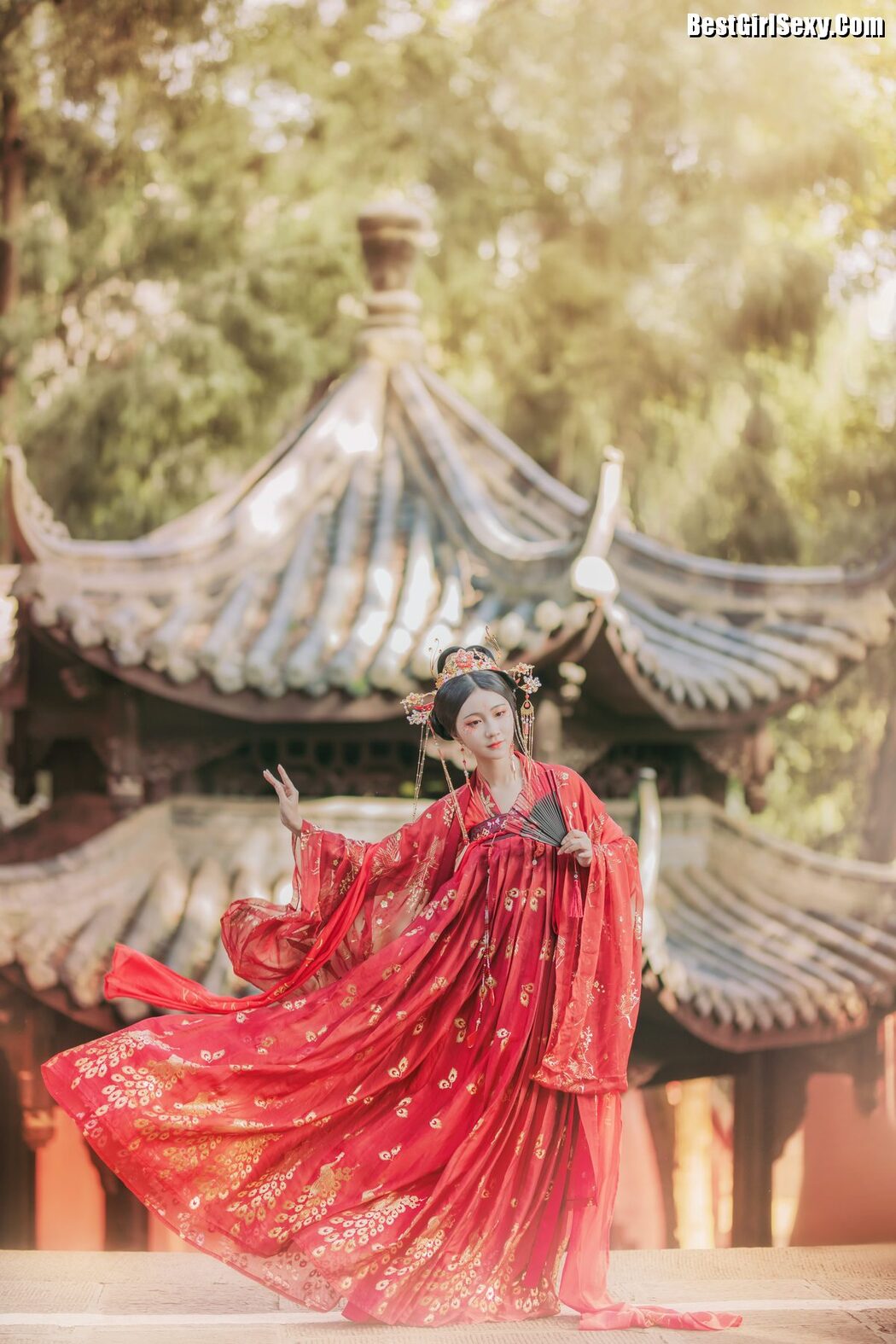 YiTuYu艺图语 Vol.4101 Qi Luo Sheng De Xiao Su Su