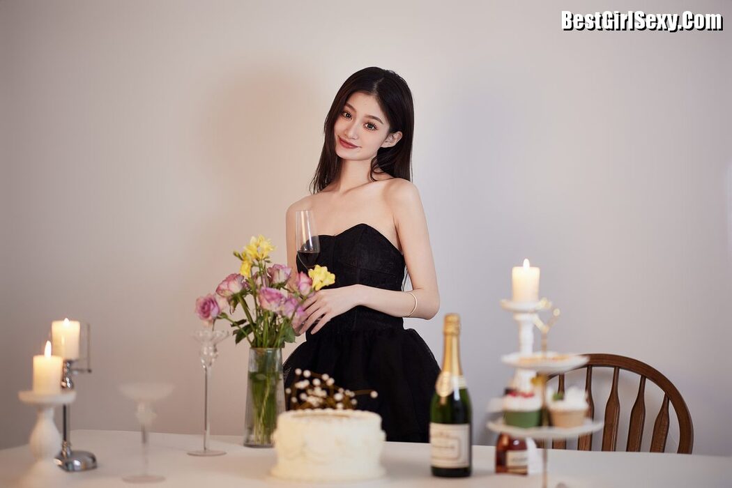 YiTuYu艺图语 Vol.4022 Xiao Duo Duo Yao Bao Fu