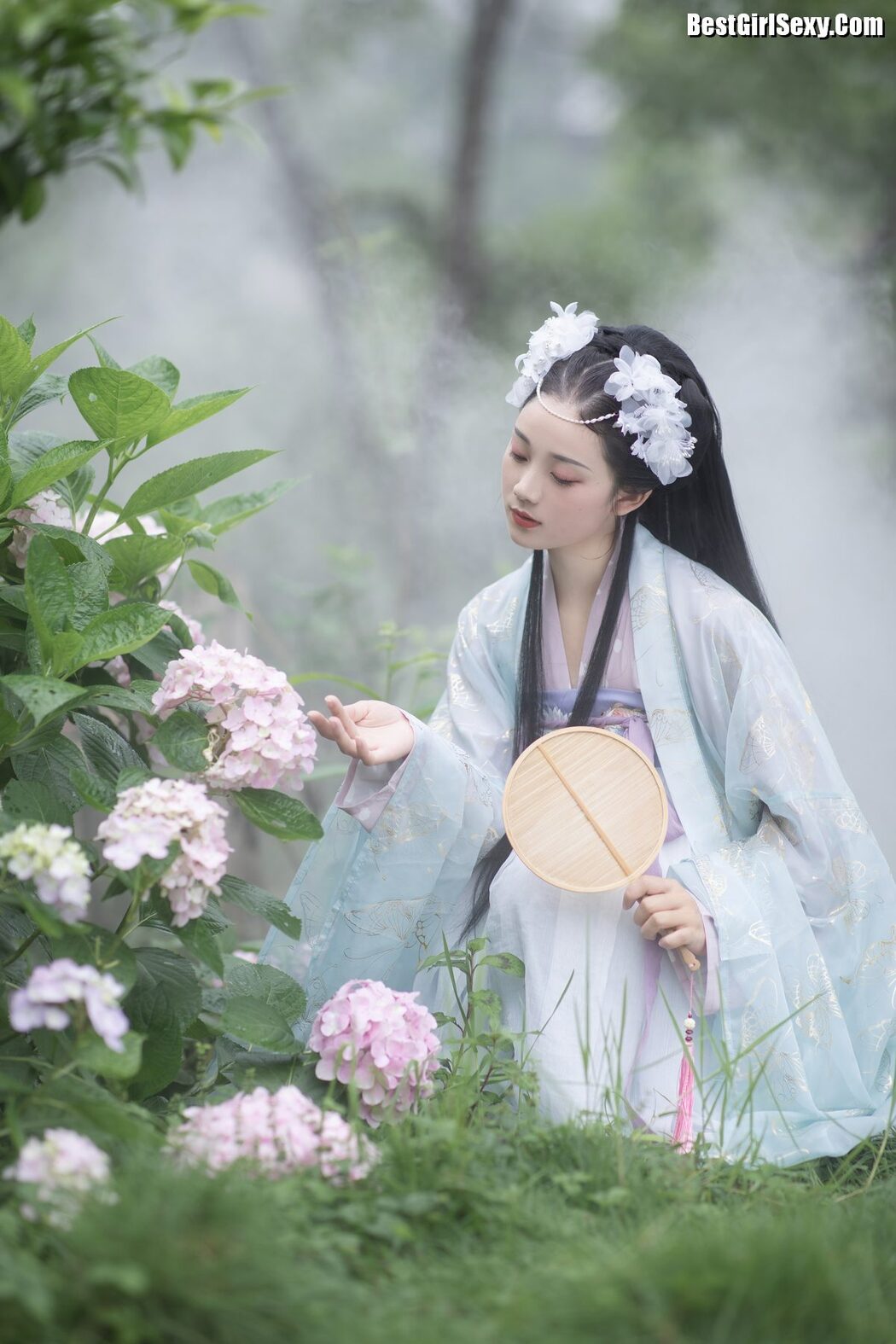YiTuYu艺图语 Vol.4100 Qiu Da Da