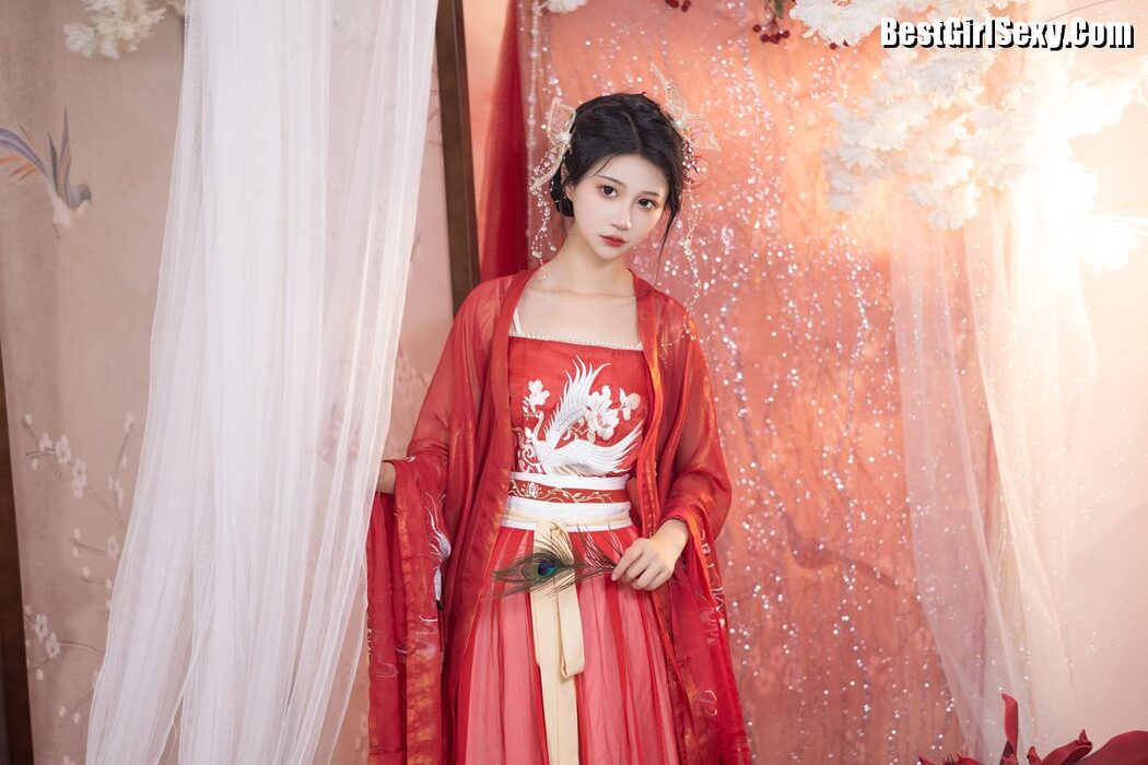YiTuYu艺图语 Vol.4129 Qi Luo Sheng De Xiao Su Su