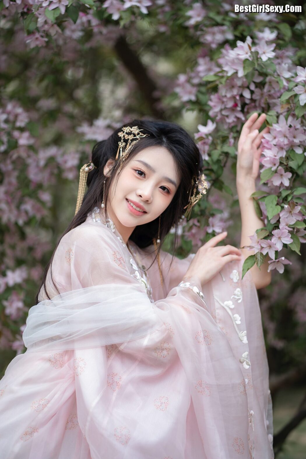 YiTuYu艺图语 Vol.4047 Xiao Gan Gan XX
