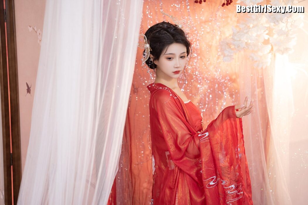 YiTuYu艺图语 Vol.4129 Qi Luo Sheng De Xiao Su Su
