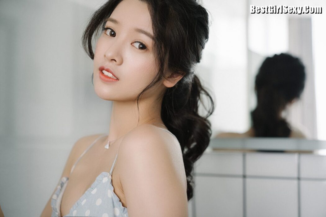 YiTuYu艺图语 Vol.4118 Miao Miao Miao Shi Jin Er Ya