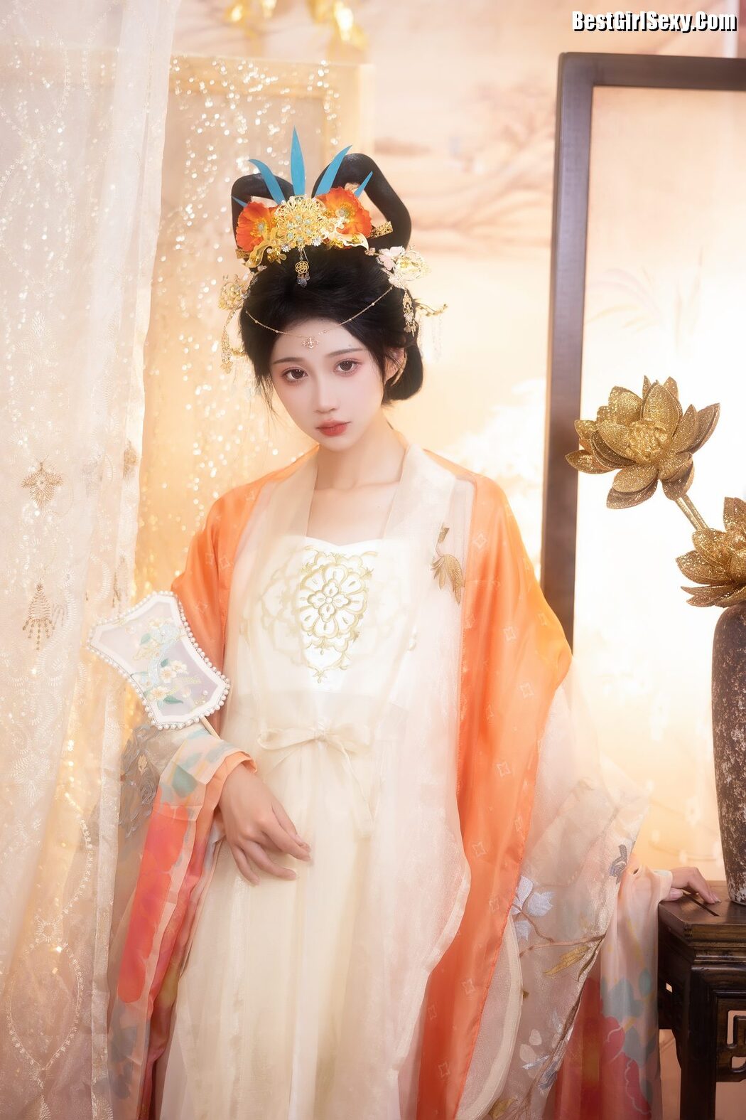 YiTuYu艺图语 Vol.4005 Qi Luo Sheng De Xiao Su Su