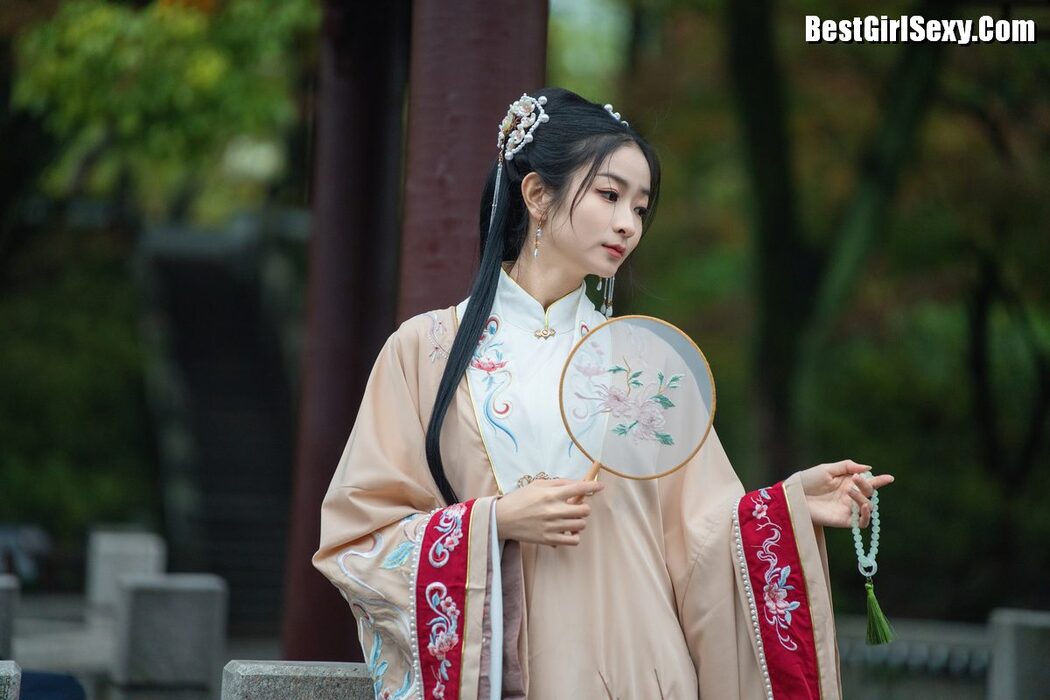 YiTuYu艺图语 Vol.4028 Xiao Ze