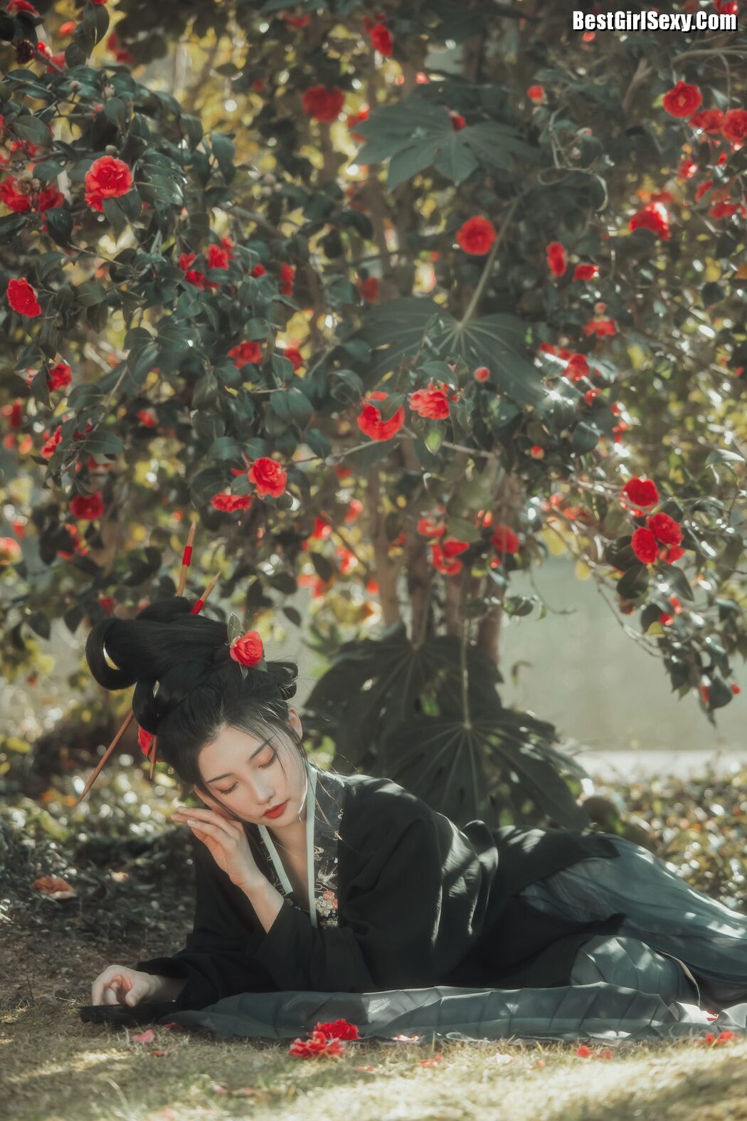 YiTuYu艺图语 Vol.4004 Su Su
