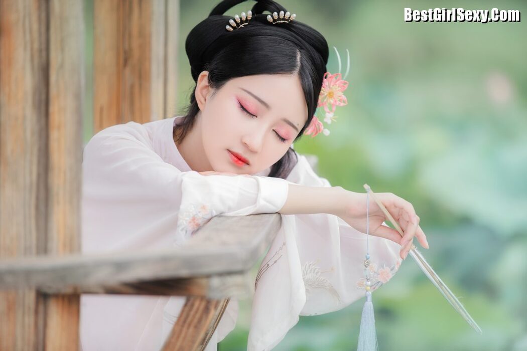 YiTuYu艺图语 Vol.4121 Qi Luo Sheng De Xiao Su Su