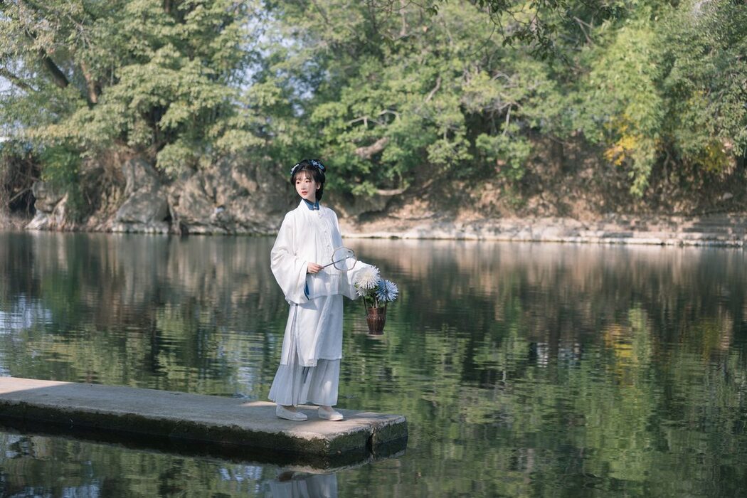 YiTuYu艺图语 Vol.4161 Wu Yue Tu