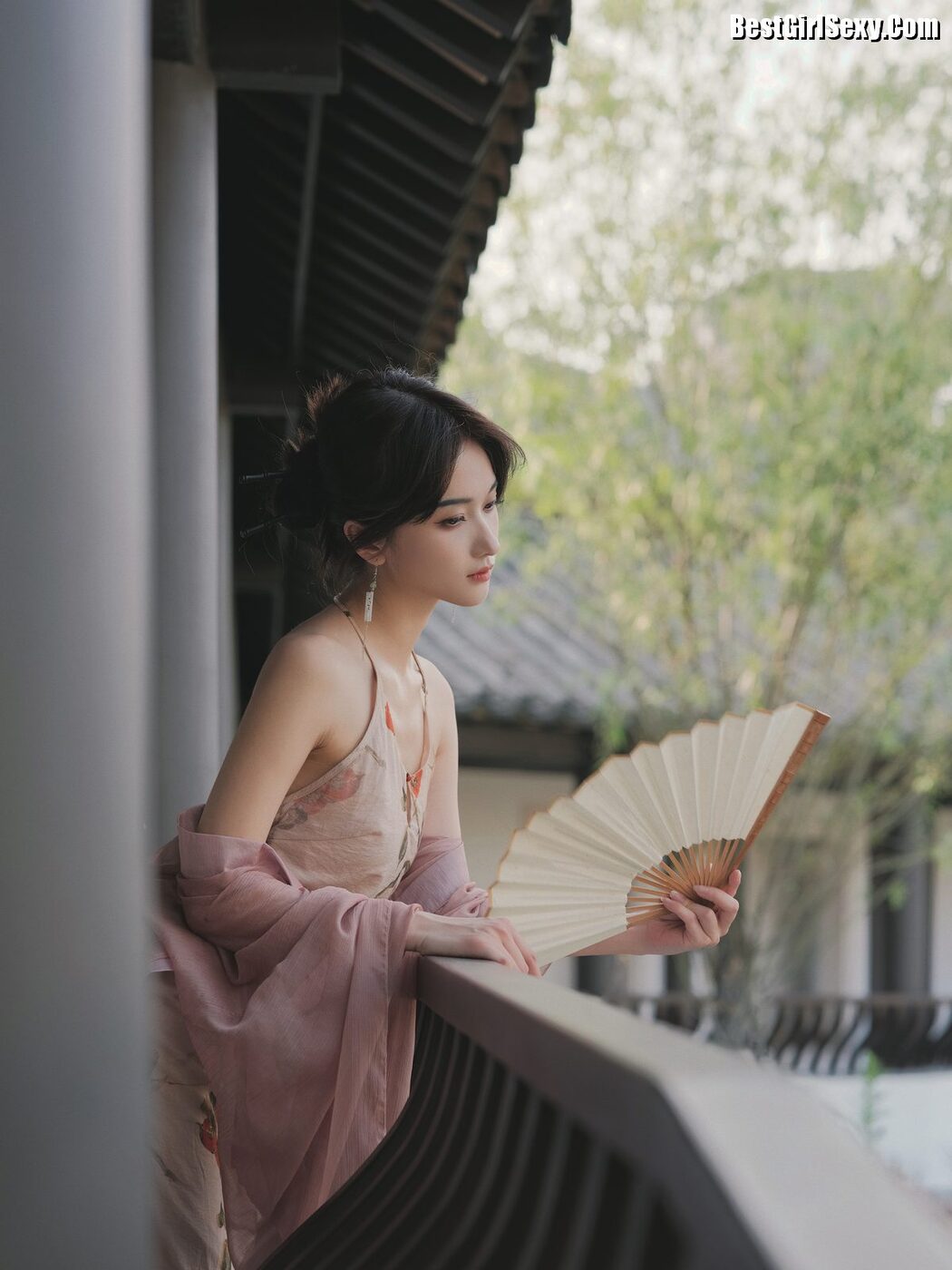YiTuYu艺图语 Vol.4127 Da Wai Wai Ge