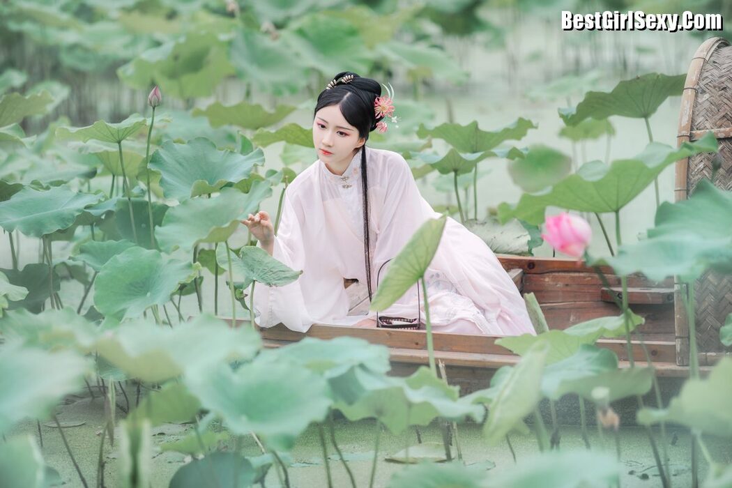 YiTuYu艺图语 Vol.4121 Qi Luo Sheng De Xiao Su Su
