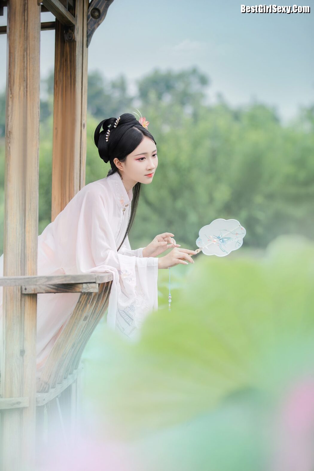 YiTuYu艺图语 Vol.4121 Qi Luo Sheng De Xiao Su Su