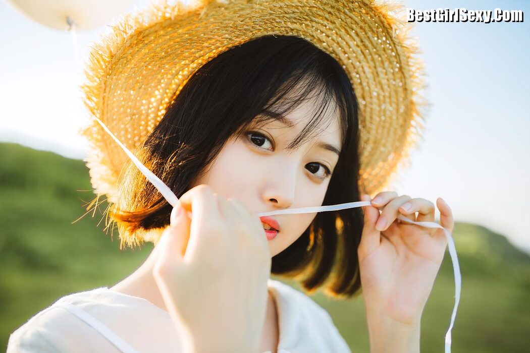 YiTuYu艺图语 Vol.4076 Si Yue Qing Xia