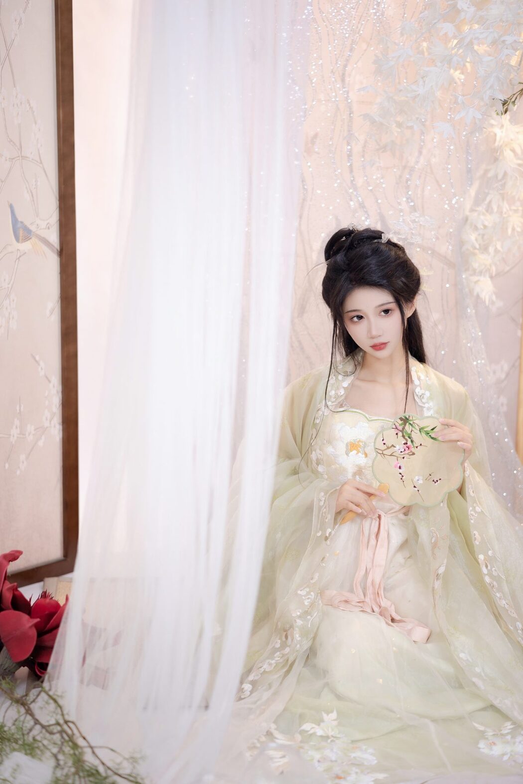 YiTuYu艺图语 Vol.4143 Qi Luo Sheng De Xiao Su Su
