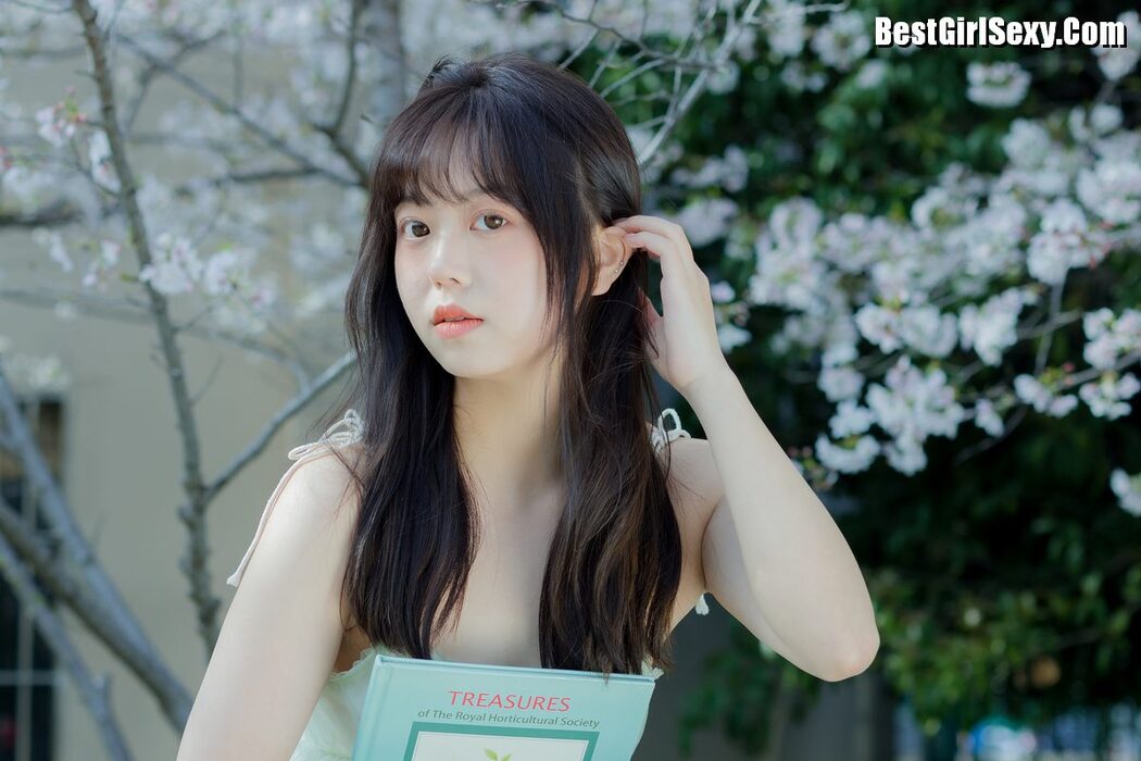 YiTuYu艺图语 Vol.4075 Ha Ji Ma Hua