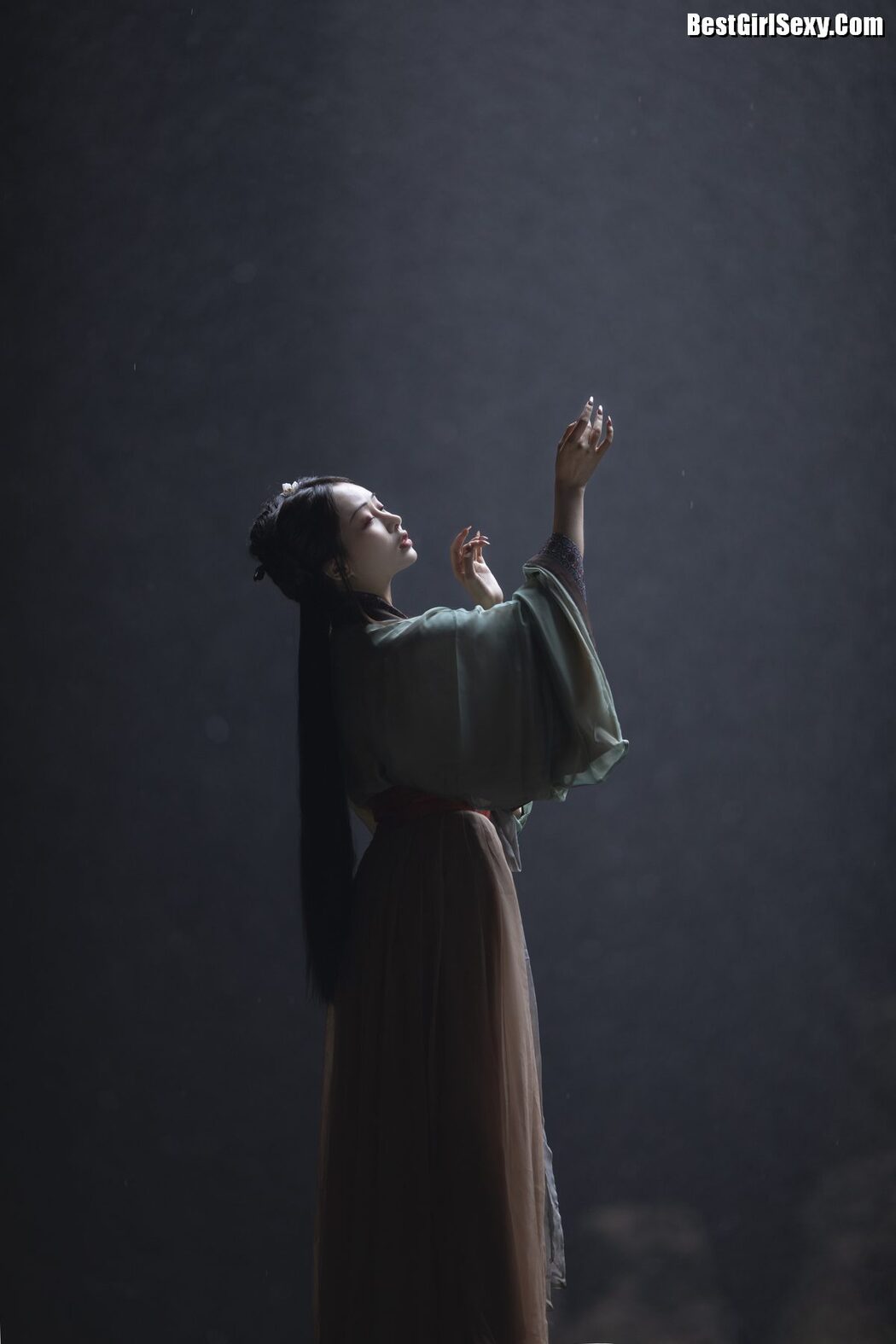 YiTuYu艺图语 Vol.4031 Su Mei Zai Lu Shang
