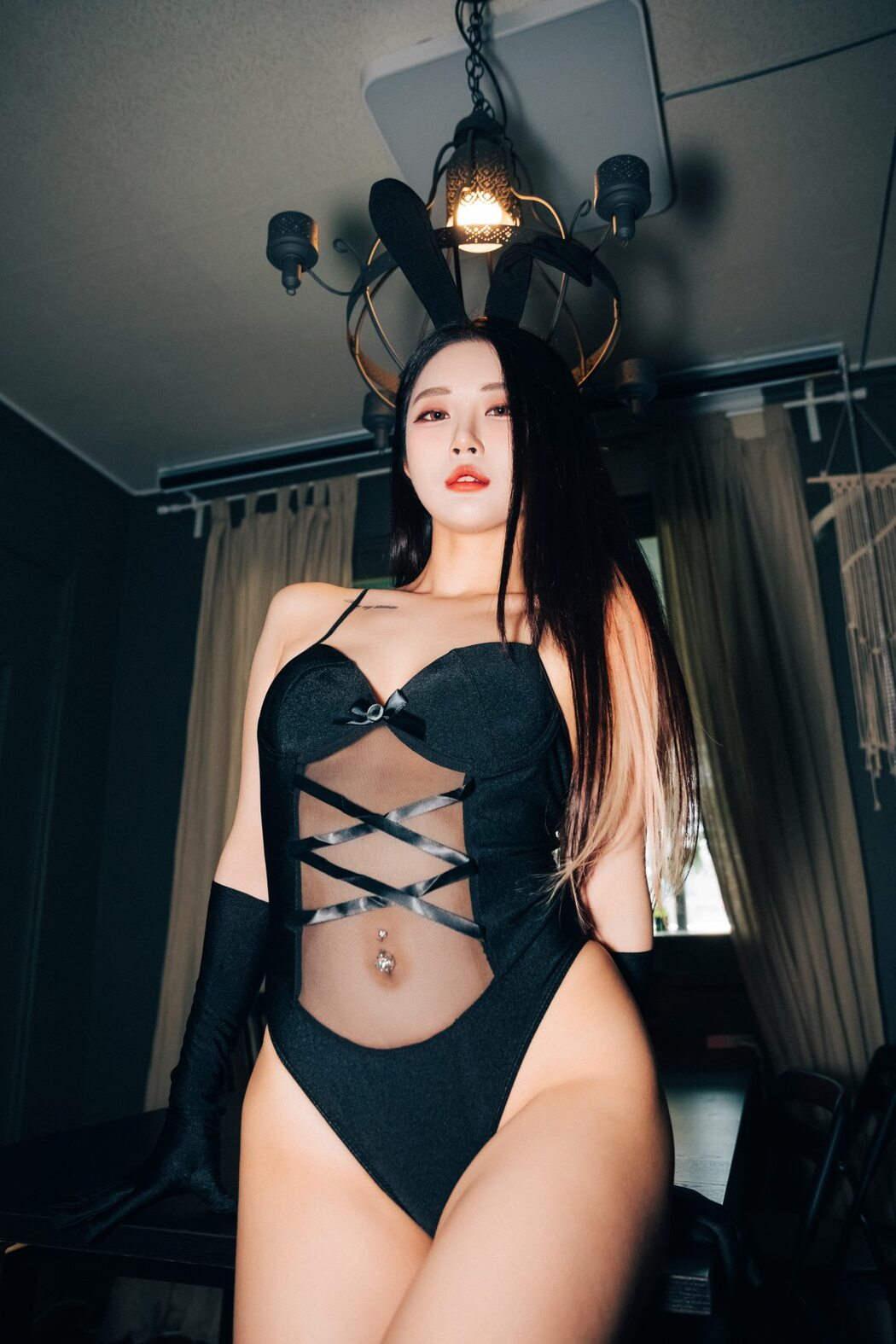 Loozy Bomi 보미 – Roomate