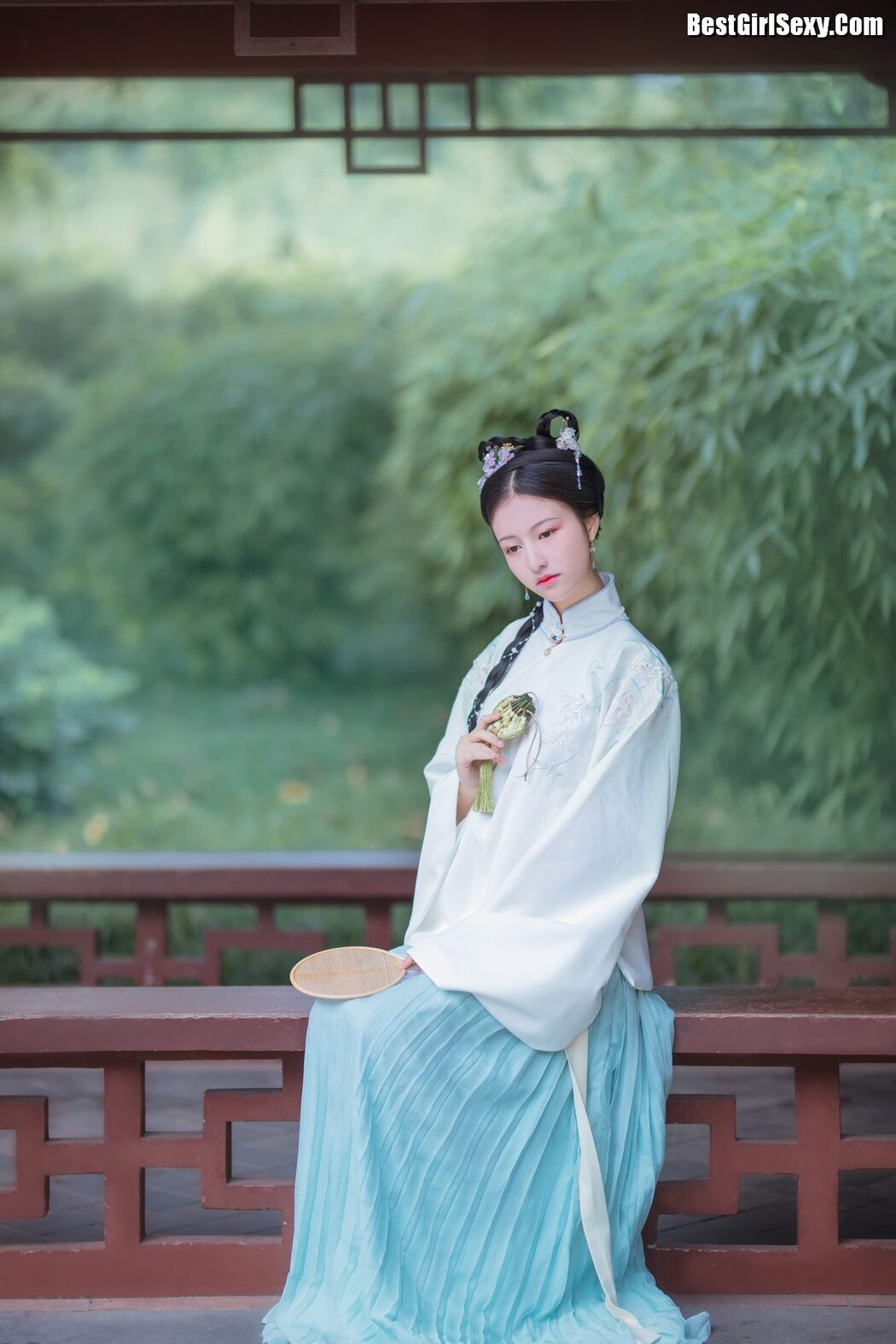 YiTuYu艺图语 Vol.4113 Pei Pei