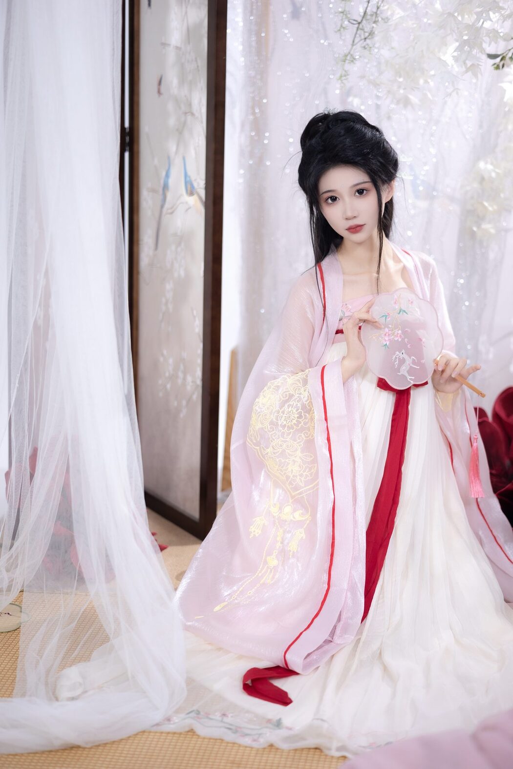 YiTuYu艺图语 Vol.4146 Qi Luo Sheng De Xiao Su Su