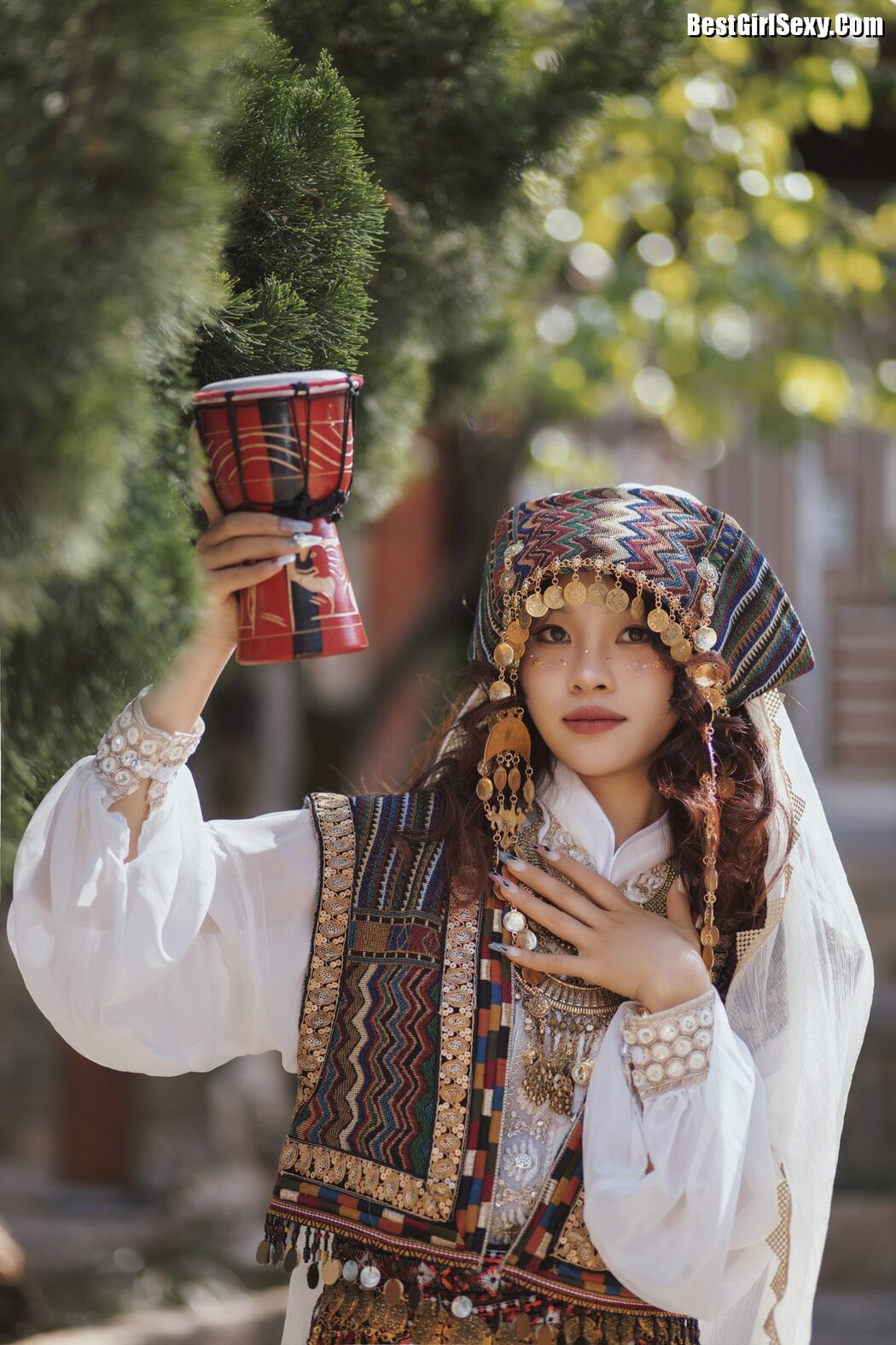 YiTuYu艺图语 Vol.4052 Xiong Si Qi