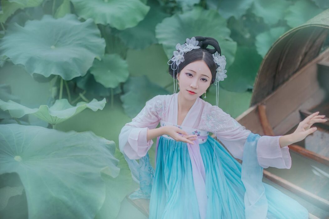 YiTuYu艺图语 Vol.4165 Qi Luo Sheng De Xiao Su Su