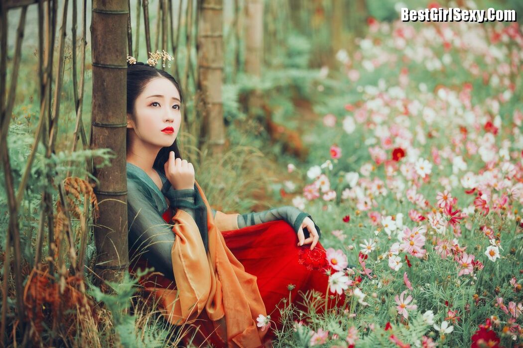 YiTuYu艺图语 Vol.4122 Xiao Wen Nuan Xiang Yao Ge Da Tai Yang