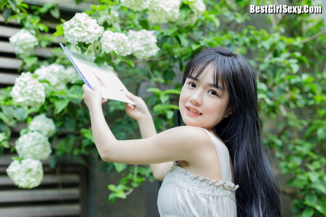 YiTuYu艺图语 Vol.4045 Xiao Yi Mei Mei Cute
