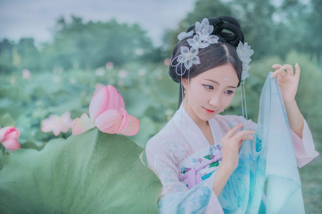 YiTuYu艺图语 Vol.4165 Qi Luo Sheng De Xiao Su Su