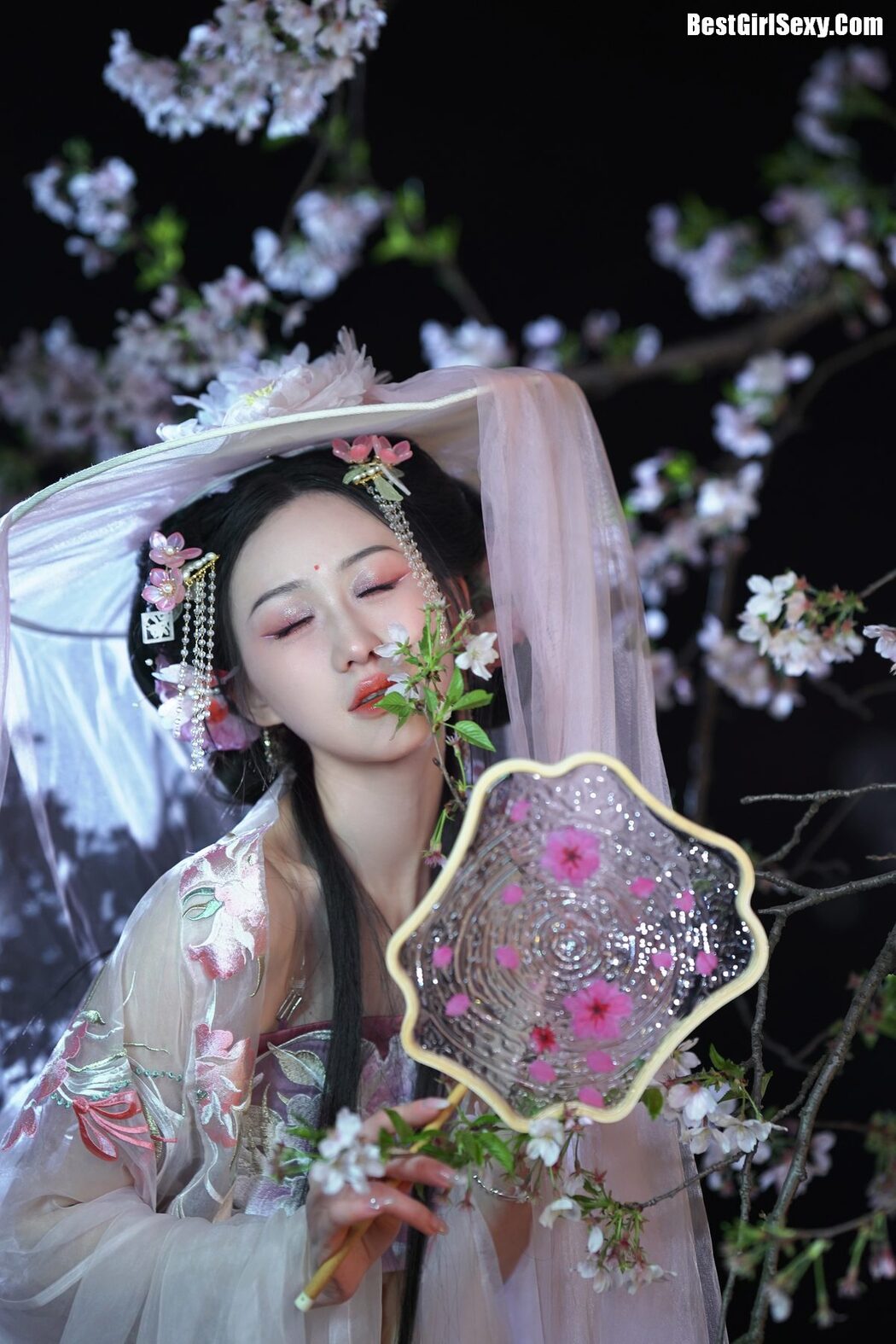 YiTuYu艺图语 Vol.4019 Jiao Jiao