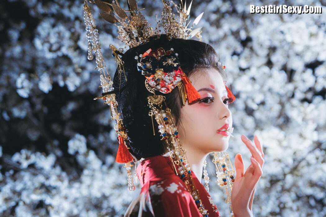 YiTuYu艺图语 Vol.4032 Ling Ling