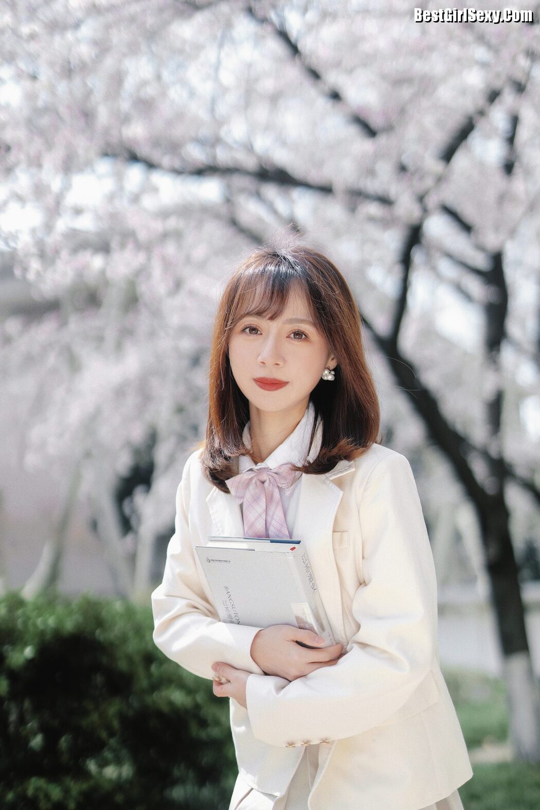 YiTuYu艺图语 Vol.4065 Meng Yi Yi